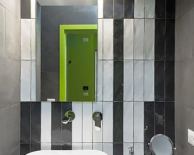 Circle In The Square 4* Рим
